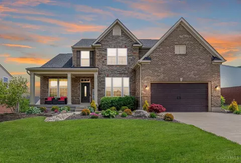 6378 Holly Ln, Hamilton, OH 45011