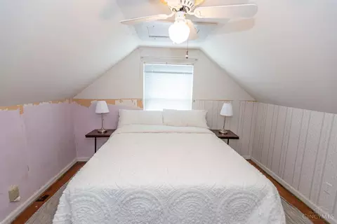 Bedroom - 736 Maple Dr, Reading, OH 45215 photo 6 of 6