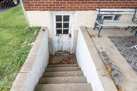 Exterior - 736 Maple Dr, Reading, OH 45215 photo 3 of 8