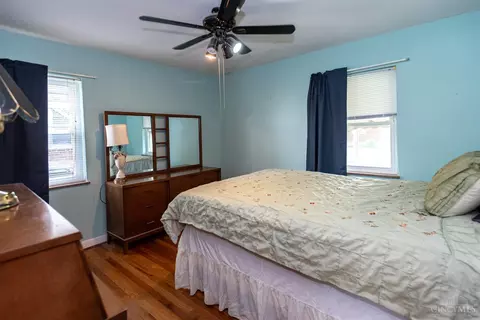 Bedroom - 736 Maple Dr, Reading, OH 45215 photo 3 of 6
