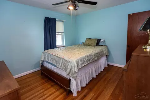 Bedroom - 736 Maple Dr, Reading, OH 45215 photo 4 of 6