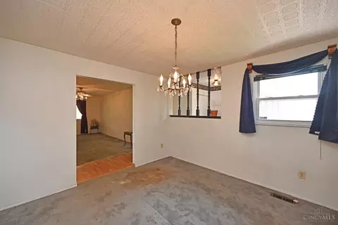 8340 Vicksburg Dr, Cincinnati, OH 45249 photo 15