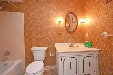 8340 Vicksburg Dr, Cincinnati, OH 45249 photo 46