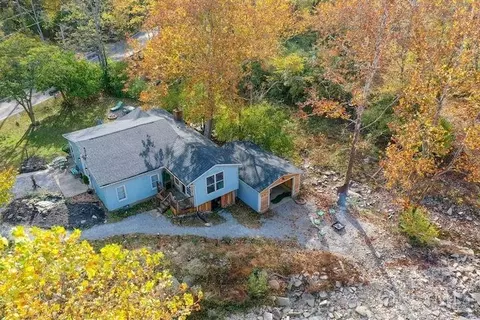 View/Area - 717 Bradbury Rd, Cincinnati, OH 45245 photo 1 of 4