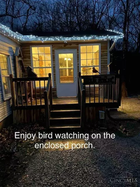 Exterior - 717 Bradbury Rd, Cincinnati, OH 45245 photo 8 of 8