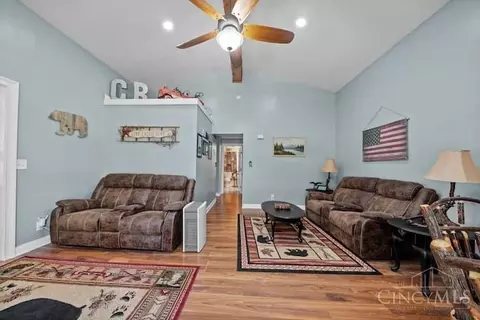 Living - 717 Bradbury Rd, Cincinnati, OH 45245 photo 1 of 1