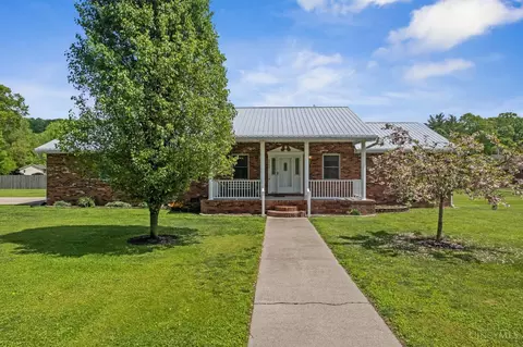 2040 Campbell Dr, Aberdeen, OH 45101