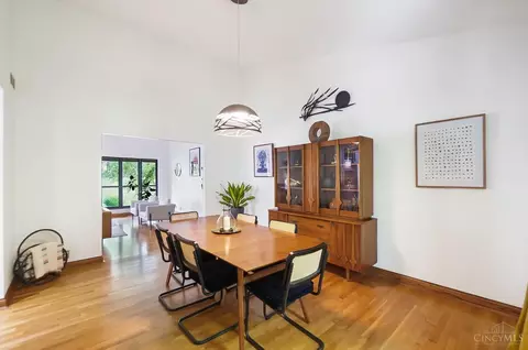 Dining - 7146 Royalgreen Dr, Cincinnati, OH 45244 photo 2 of 3