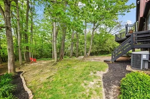 Exterior - 7146 Royalgreen Dr, Cincinnati, OH 45244 photo 7 of 11