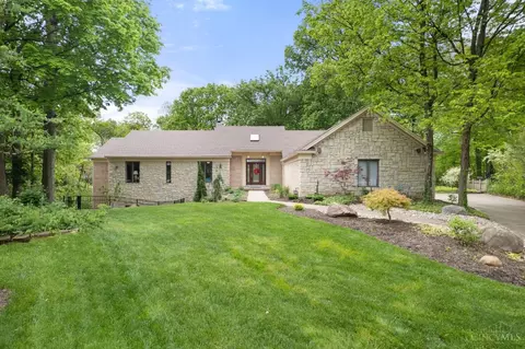 9774 Berry Hill Dr, West Chester, OH 45241