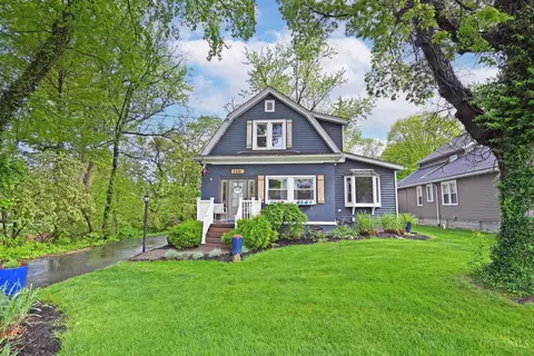 5681 Whetsel Ave, Cincinnati, OH 45227 photo 2