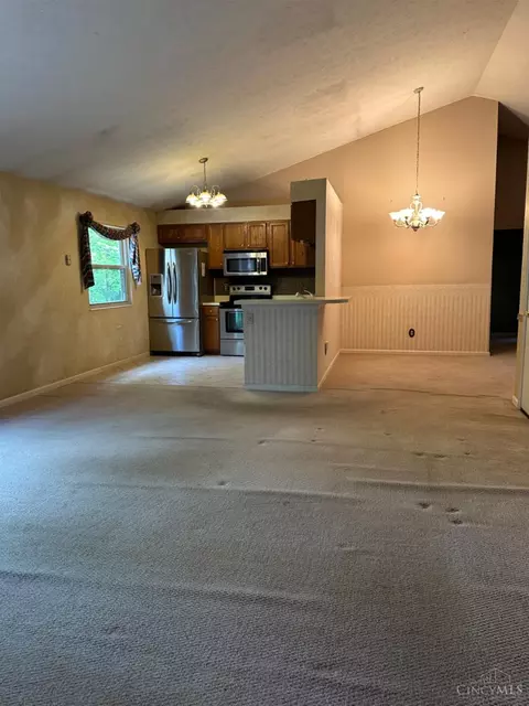 7921 Saddleback Pl, Maineville, OH 45039 photo 5