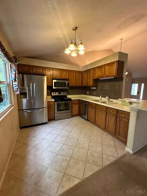7921 Saddleback Pl, Maineville, OH 45039 photo 4