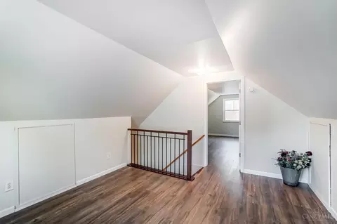 Entry Way - 3428 Gerold Dr, Cincinnati, OH 45238 photo 2 of 2