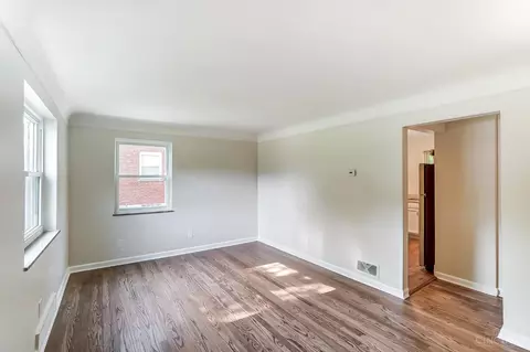 Living - 3428 Gerold Dr, Cincinnati, OH 45238 photo 4 of 4
