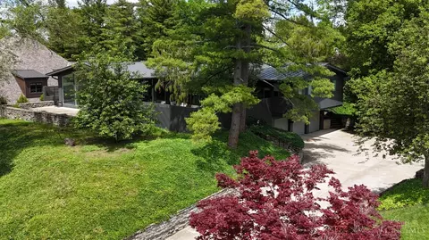 2730 Walsh Rd, Cincinnati, OH 45208