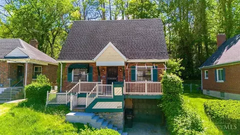 227 Glenwood Ave, Cincinnati, OH 45217