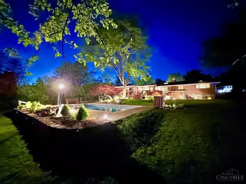 Exterior - 7877 State Rd, Cincinnati, OH 45255 photo 13 of 14