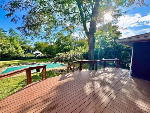 Exterior - 7877 State Rd, Cincinnati, OH 45255 photo 2 of 14