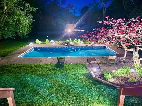 Exterior - 7877 State Rd, Cincinnati, OH 45255 photo 5 of 14