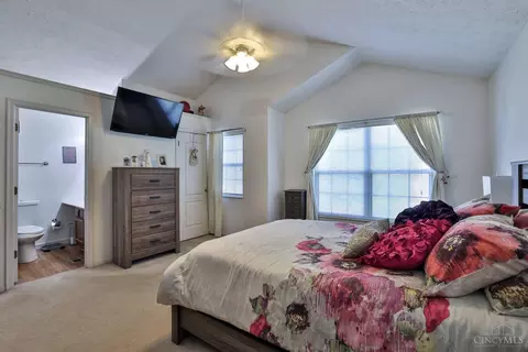 Bedroom - 149 Eagleview Way, Reading, OH 45215 photo 2 of 3