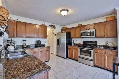 Kitchen - 149 Eagleview Way, Reading, OH 45215 photo 1 of 3