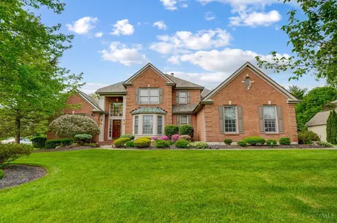 8089 Startinggate Ln, Cincinnati, OH 45249