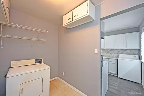 8524 Sunlight Dr, Cincinnati, OH 45231 photo 19