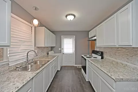 8524 Sunlight Dr, Cincinnati, OH 45231 photo 15