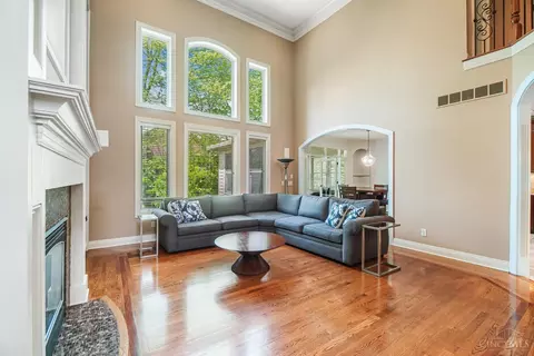 3443 Cooper Rd, Blue Ash, OH 45241 photo 9