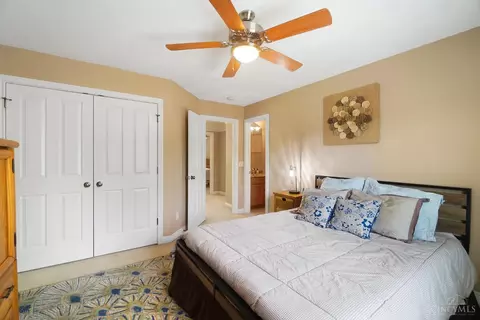 3443 Cooper Rd, Blue Ash, OH 45241 photo 32