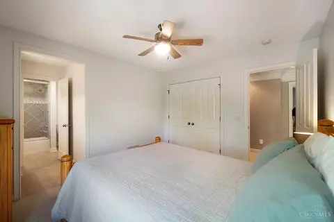 3443 Cooper Rd, Blue Ash, OH 45241 photo 35