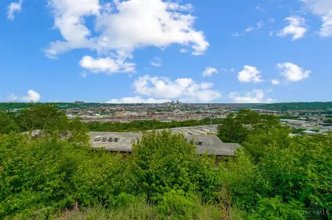 View/Area - 2680 Lehman Rd #C103, Cincinnati, OH 45204 photo 1 of 4