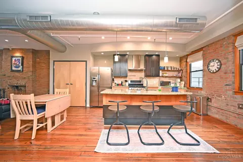 Kitchen - 1306 Main St #3, Cincinnati, OH 45202 photo 2 of 6