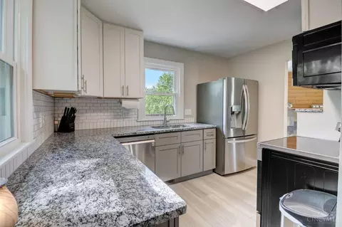Kitchen - 71 Harrison Ave, Cleves, OH 45002 photo 3 of 4