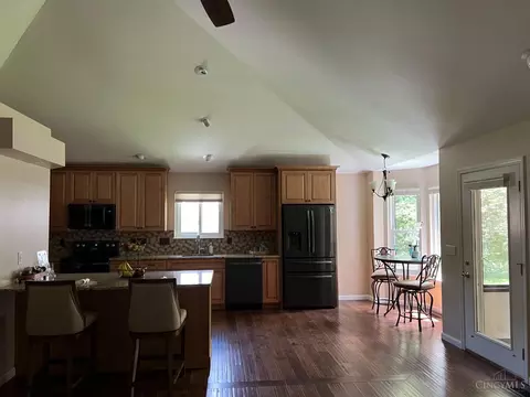 Kitchen - 4147 James Dr, Cincinnati, OH 45245 photo 1 of 3