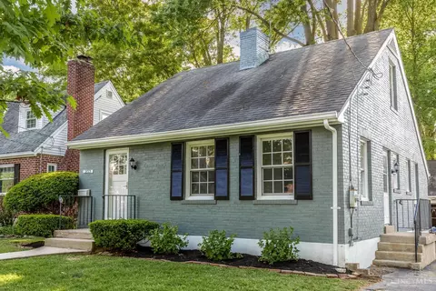3723 Petoskey Ave, Mariemont, OH 45227