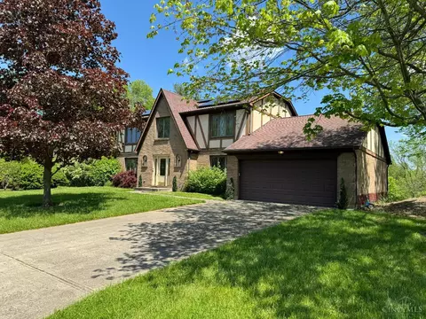 7228 Sundance Cir, West Chester, OH 45069