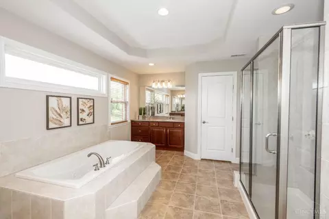 Bath - 4638 Braid Ln, Mason, OH 45040 photo 3 of 12