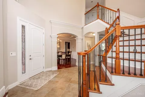 Entry Way - 4638 Braid Ln, Mason, OH 45040 photo 3 of 9