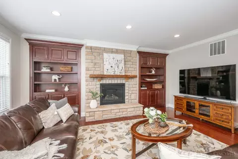 Living - 4638 Braid Ln, Mason, OH 45040 photo 5 of 9