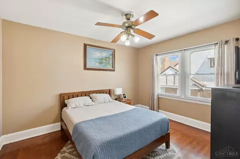 Bedroom - 3340 Meyer Pl, Cincinnati, OH 45211 photo 3 of 5