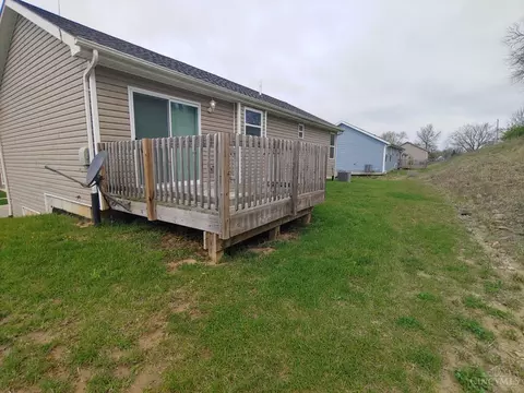 Exterior - 964 Golfview Dr, Hamilton, OH 45013 photo 5 of 6