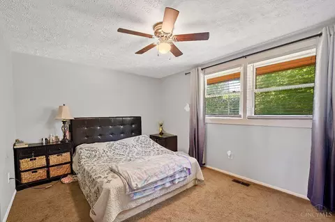 Bedroom - 4592 Brookview Dr, Batavia, OH 45103 photo 4 of 5