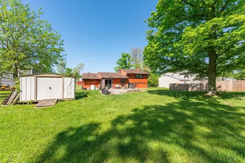 Exterior - 4592 Brookview Dr, Batavia, OH 45103 photo 3 of 6