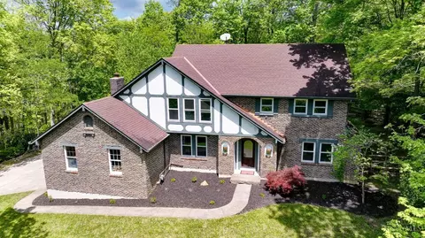 5966 Shallow Creek Dr, Milford, OH 45150
