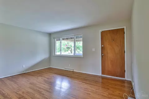 9256 Neil Dr, Cincinnati, OH 45231 photo 7