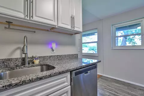 9256 Neil Dr, Cincinnati, OH 45231 photo 15