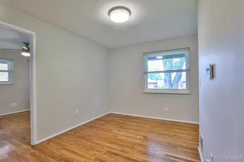 9256 Neil Dr, Cincinnati, OH 45231 photo 9