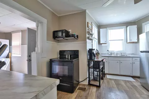 Kitchen - 412 Harrison, Harrison, OH 45030 photo 1 of 5